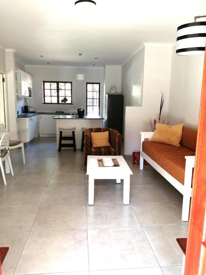 Gaestehaus Helderbergview Somerset West Esterno foto