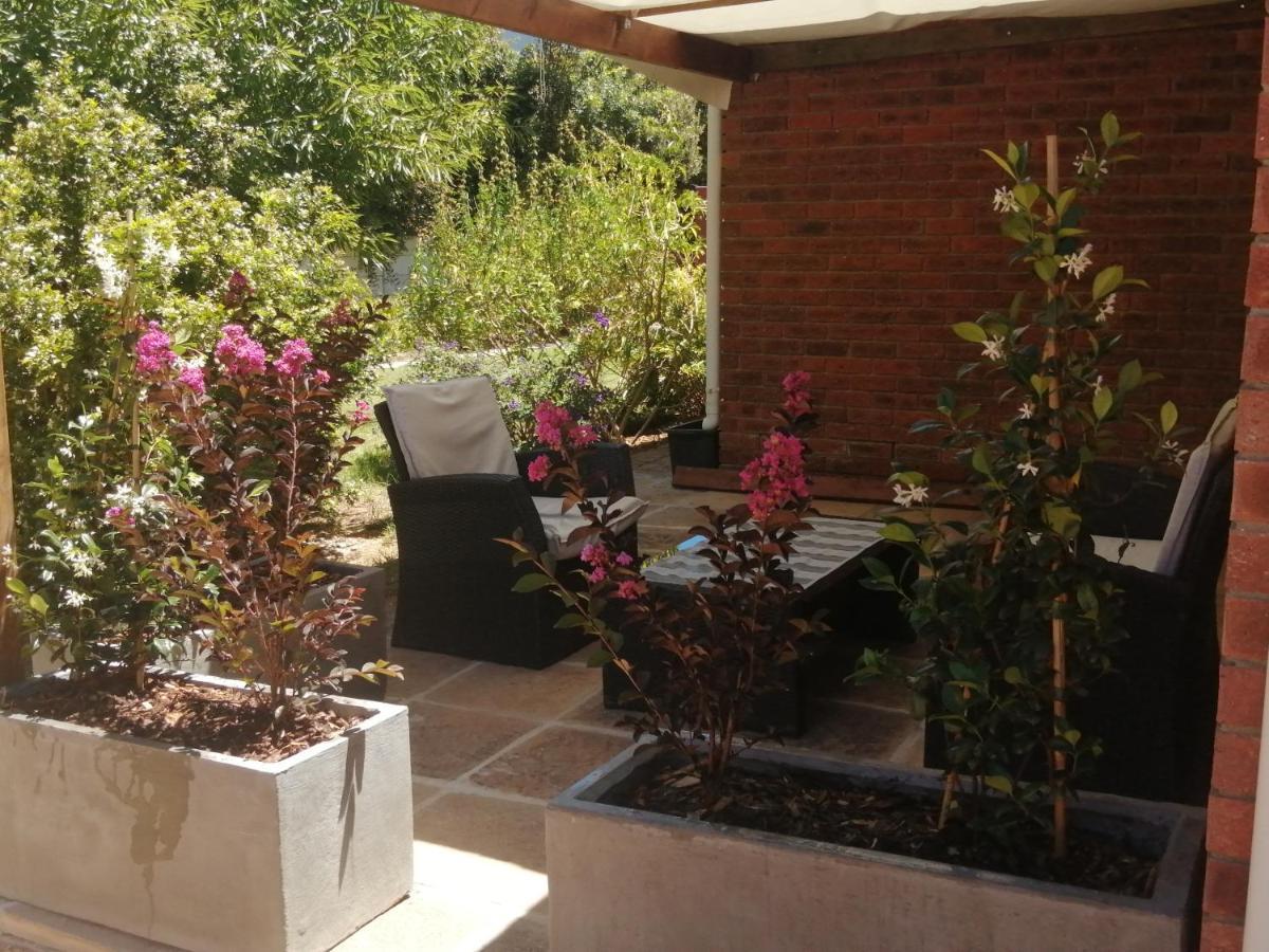 Gaestehaus Helderbergview Somerset West Esterno foto